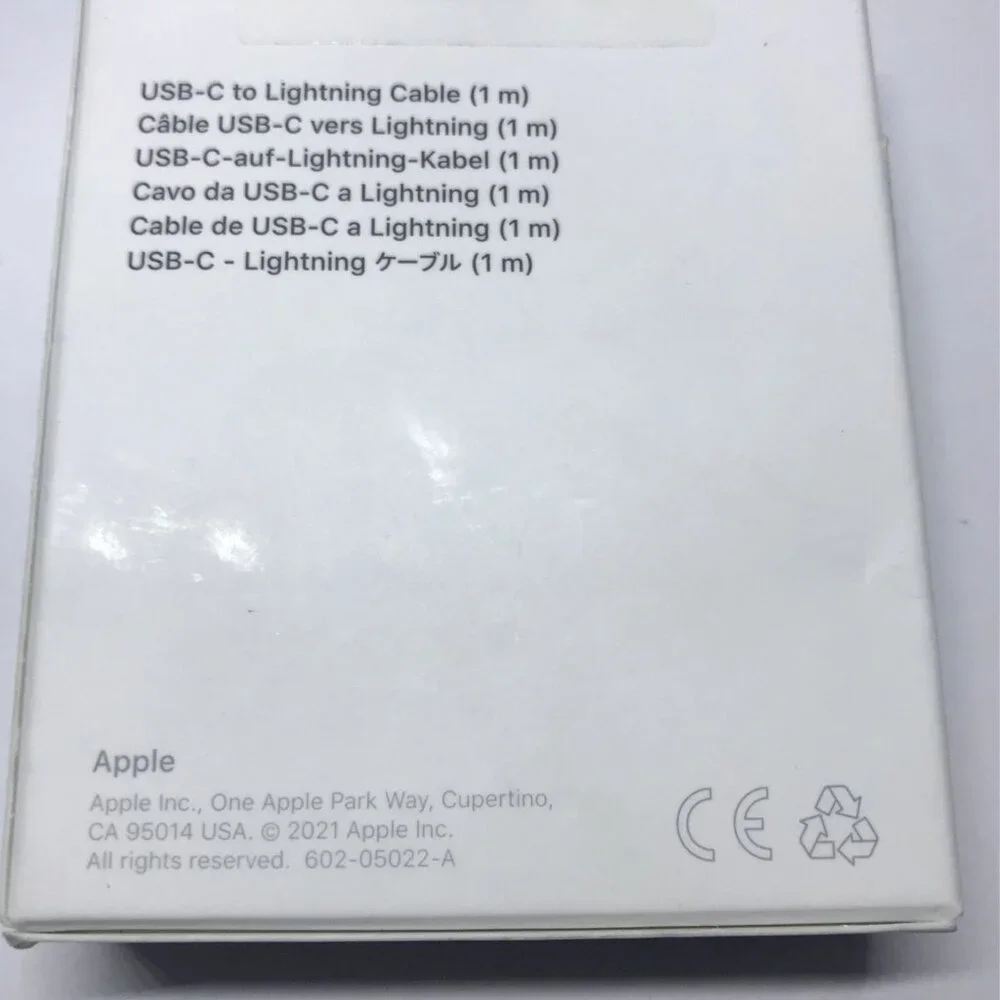 Original Apple USB-C 20W Power Adapter + USB-C Lightning Cable (1m)